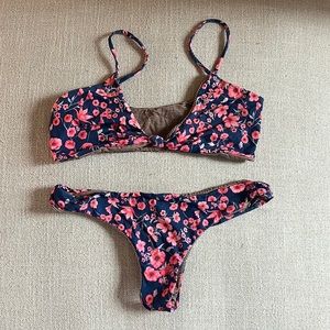 ACACIA Pauwela/Hookipa set in Poppy